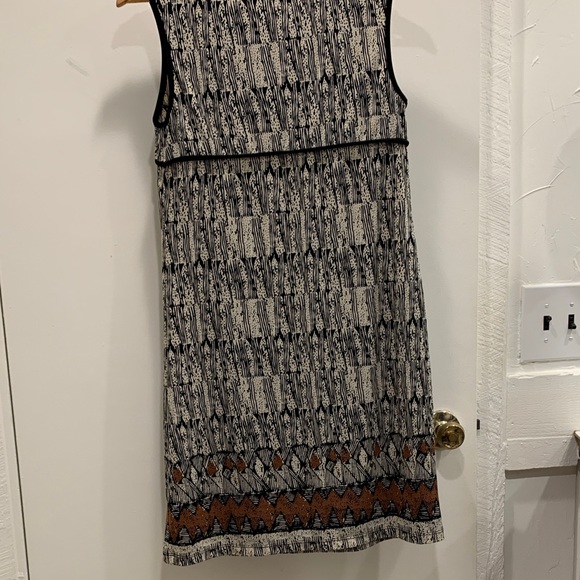 Max Studio Dress - Picture 4 of 4